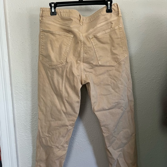 Old Navy Light Tan Jeans - Picture 2 of 3